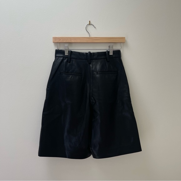 Aritzia Wilfred Limerick Short - Picture 5 of 7